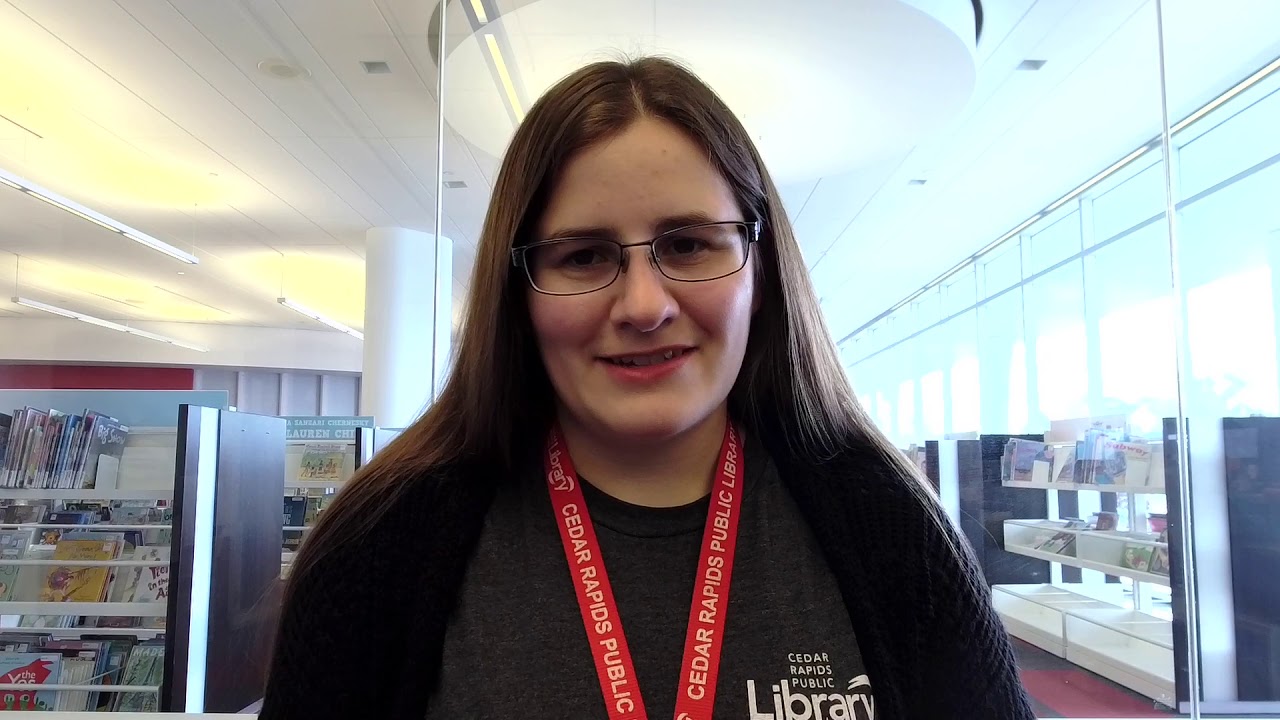 Librarian_Molly Garrett_Cedar Rapids Public Library