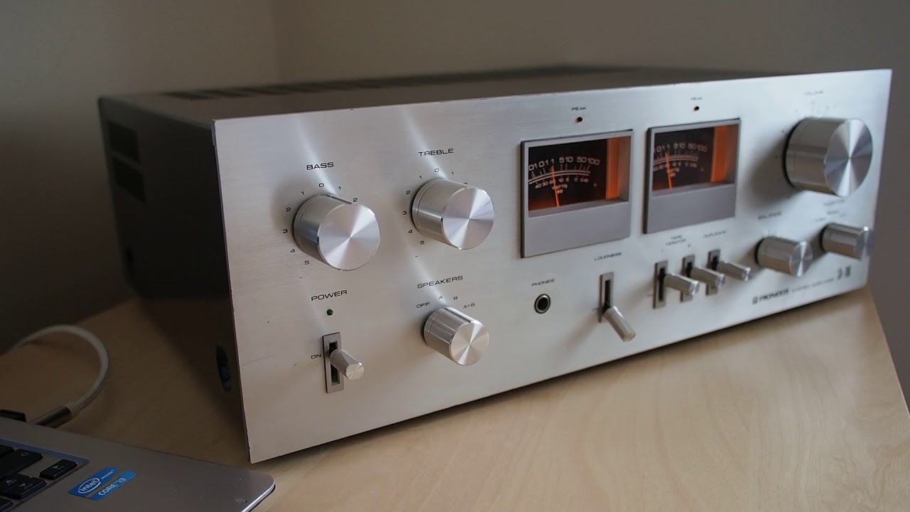 Pioneer SA-706 stereo vintage amplifier