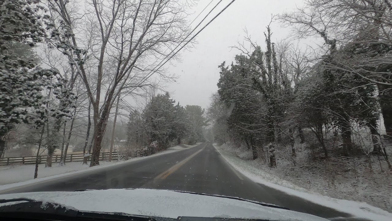 A snowy drive | Roanoke Virginia 01/15/24