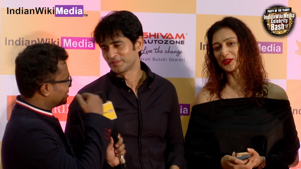 Hiten Tejwani and Gauri Pradhan on the red carpet of IndianWikiMedia celebrity bash