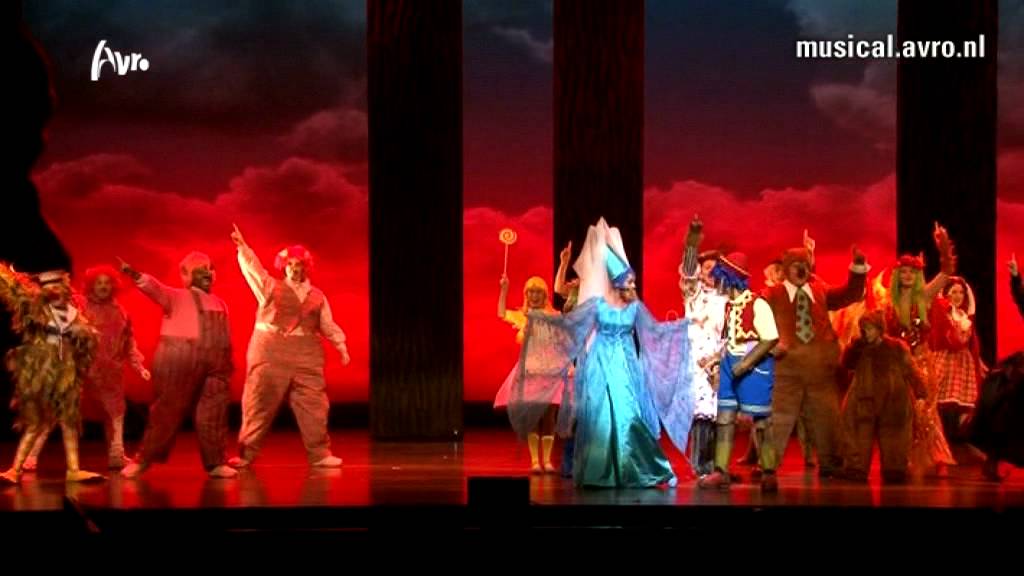 Shrek de Musical - Hang Je Vlag Maar Uit