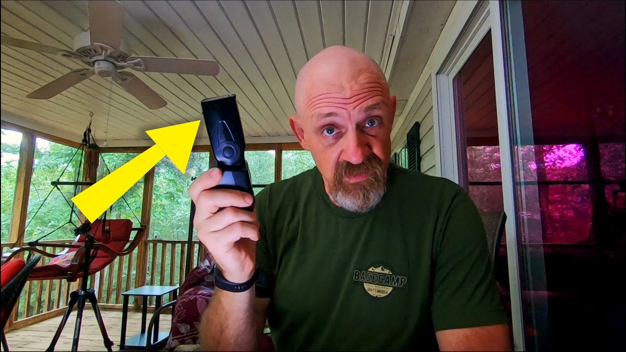 PRODUCT PHOTOGRAPHY WITH ONE SPEEDLIGHT