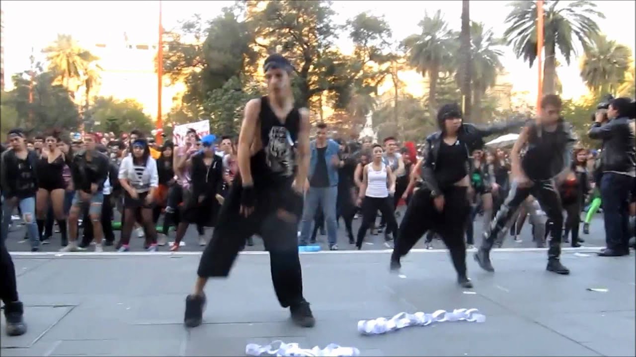 Lady Gaga Flashmob Judas - GAGAZO POR LA EDUCACIÓN CHILENA _ GAGAZO FOR THE CHILEAN EDUCATION