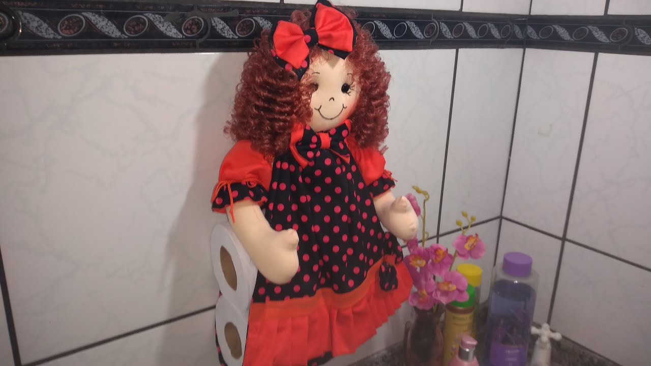 BONECA LILI PORTA PAPEL HIGIÊNICO - SIMPLES E FÁCIL.