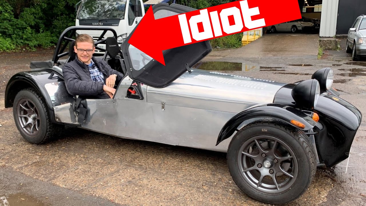 Driving A Caterham In The Wet Is STUPID But Huge Fun! (2005 Super Seven Academy Road Test)