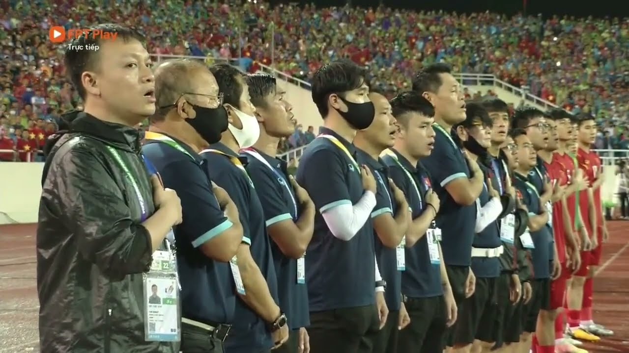 M&agrave;n h&aacute;t quốc ca rung chuyển s&acirc;n Mỹ Đ&igrave;nh | Vietnam national anthem #quocca
