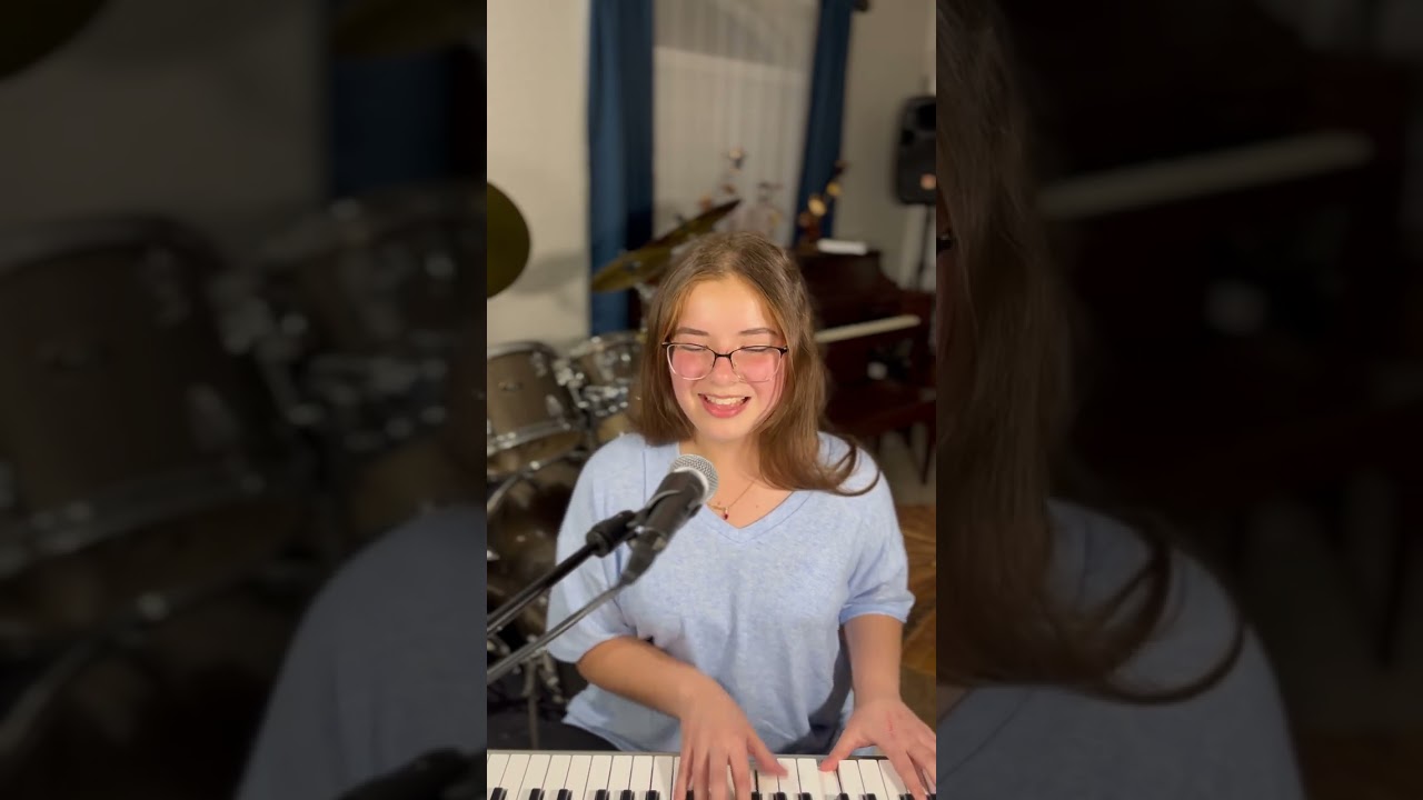 Tengo un nuevo Amor cover by Camila Villafuerte.