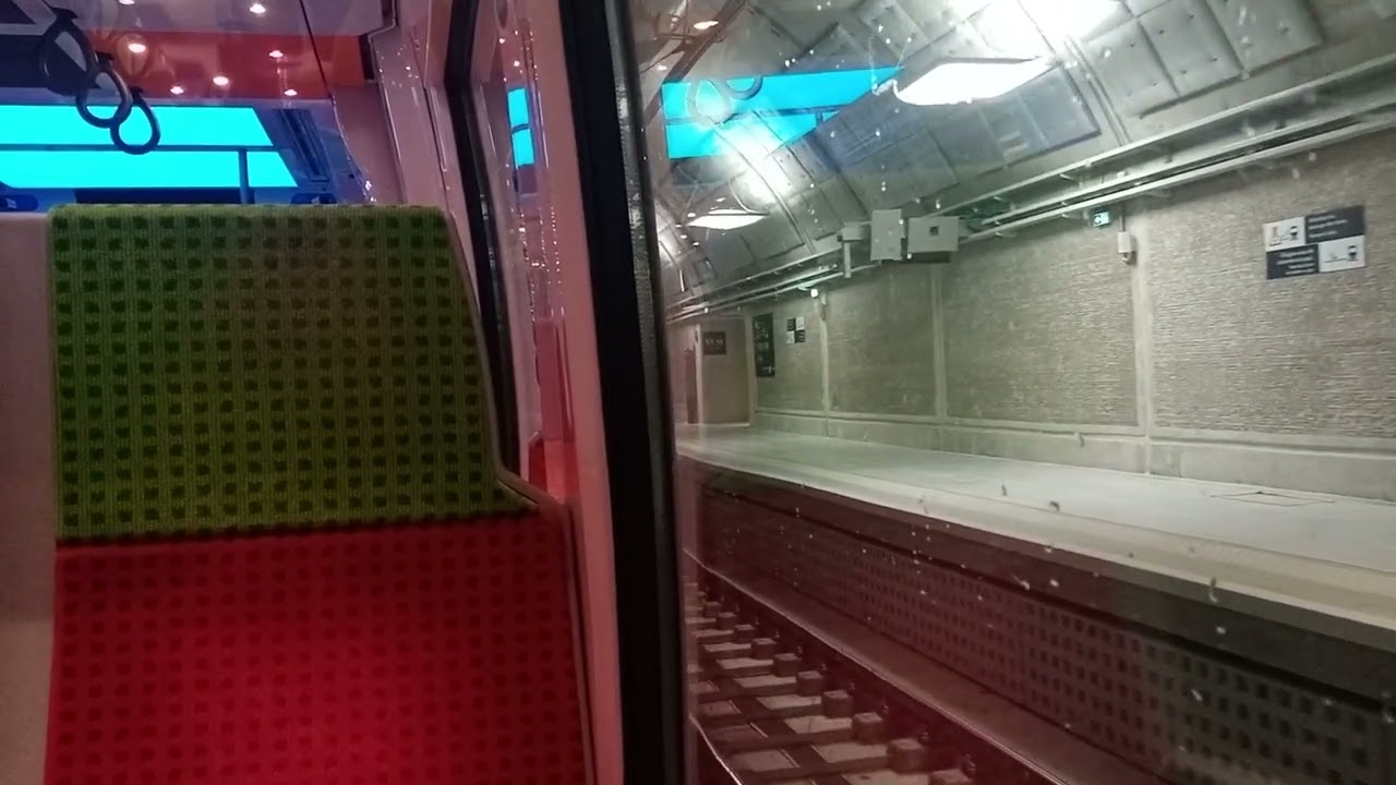 RER E SNCF - Z50000 N°135HE Nanterre - La Folie --- Magenta - Gare du Nord