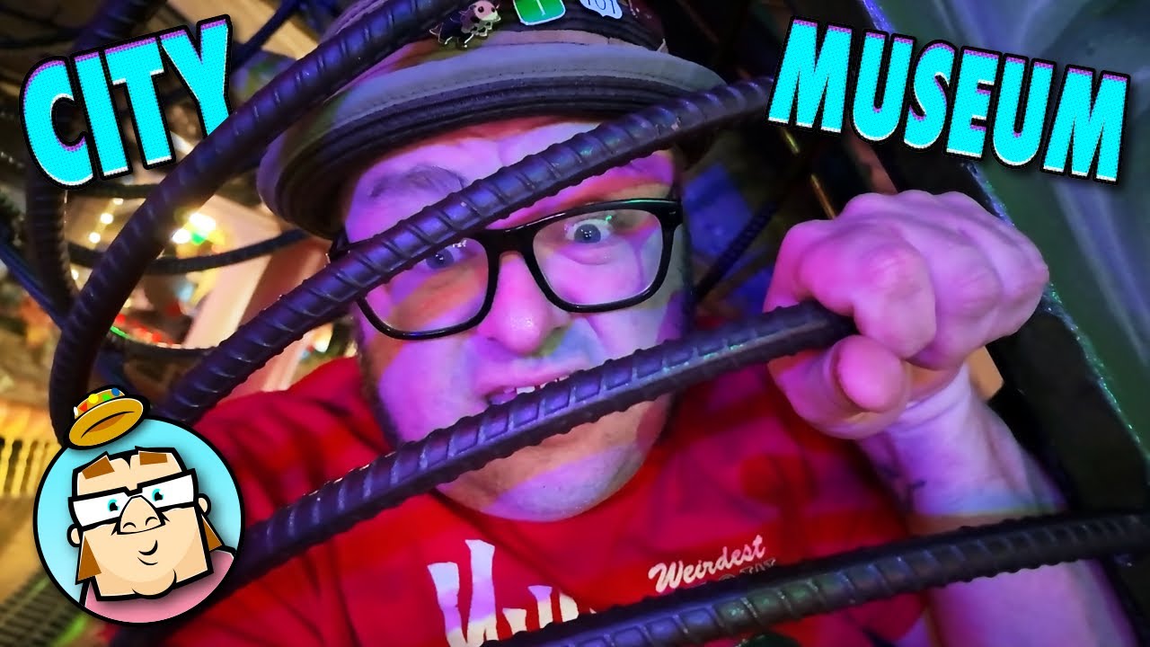 Crawling Through Narrow Spaces at the City Museum - St. Louis, MO - Plus Christmas!