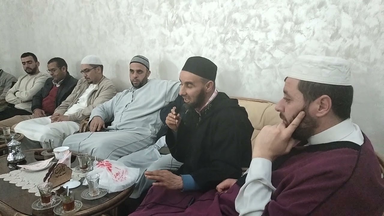 جلسه طيبه مع  الشيوخ والاحباب بمناسبه تكريم الشيخ عبد الرؤوف بوشلوش حفظه الله