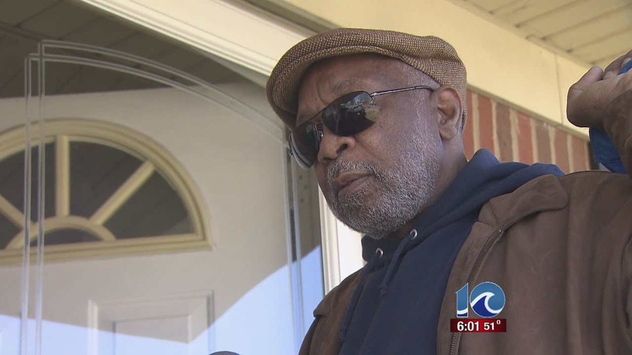 Former city plumber gets lawyer in light of bribery case