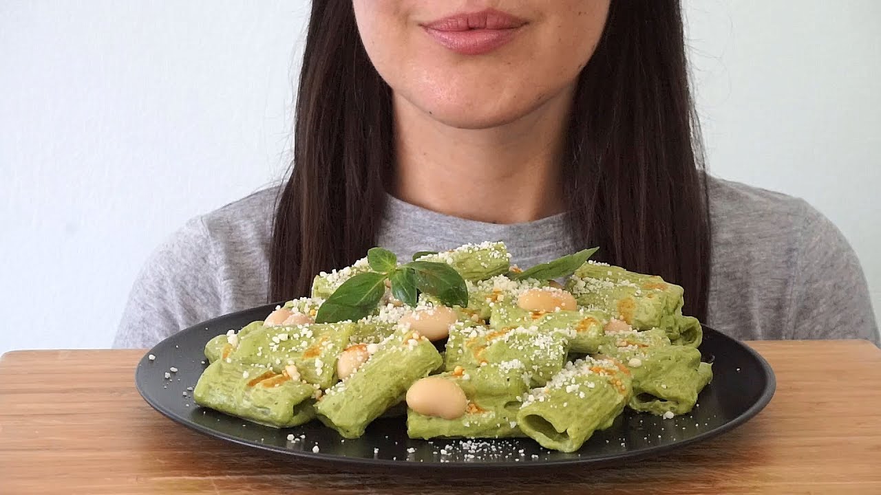 ASMR Eating Sounds: Creamy Pesto Pasta (No Talking)