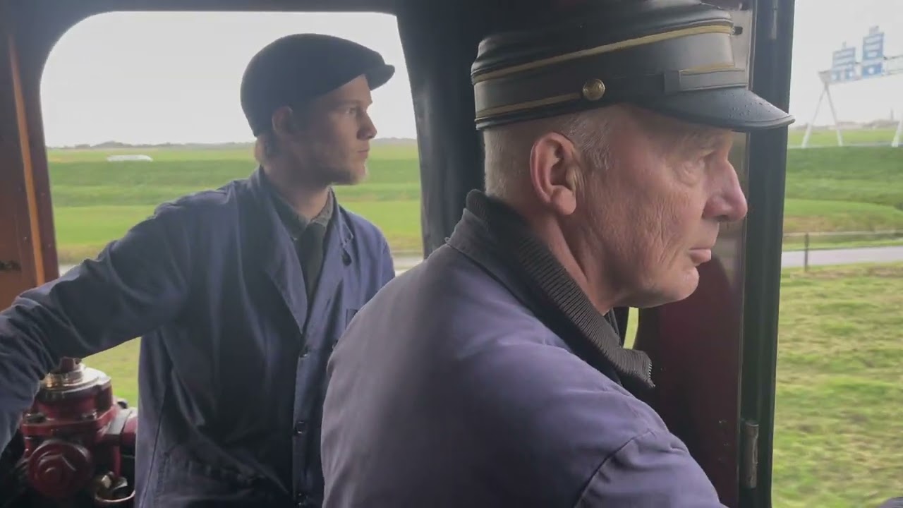 Apprentices aboard SHM locomotive 16 | 22 Oktober 2022