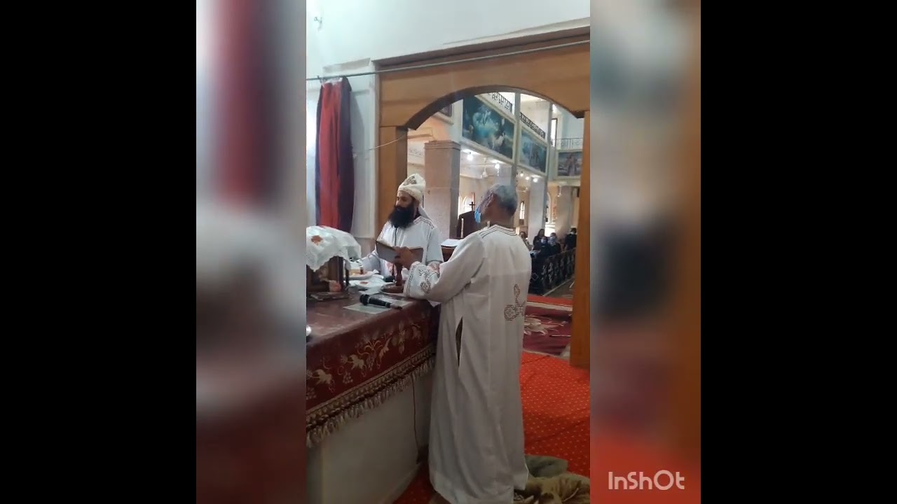 مستحق و عادل القداس الباسيلي الصوت الروحاني ابونا يسي صبحي