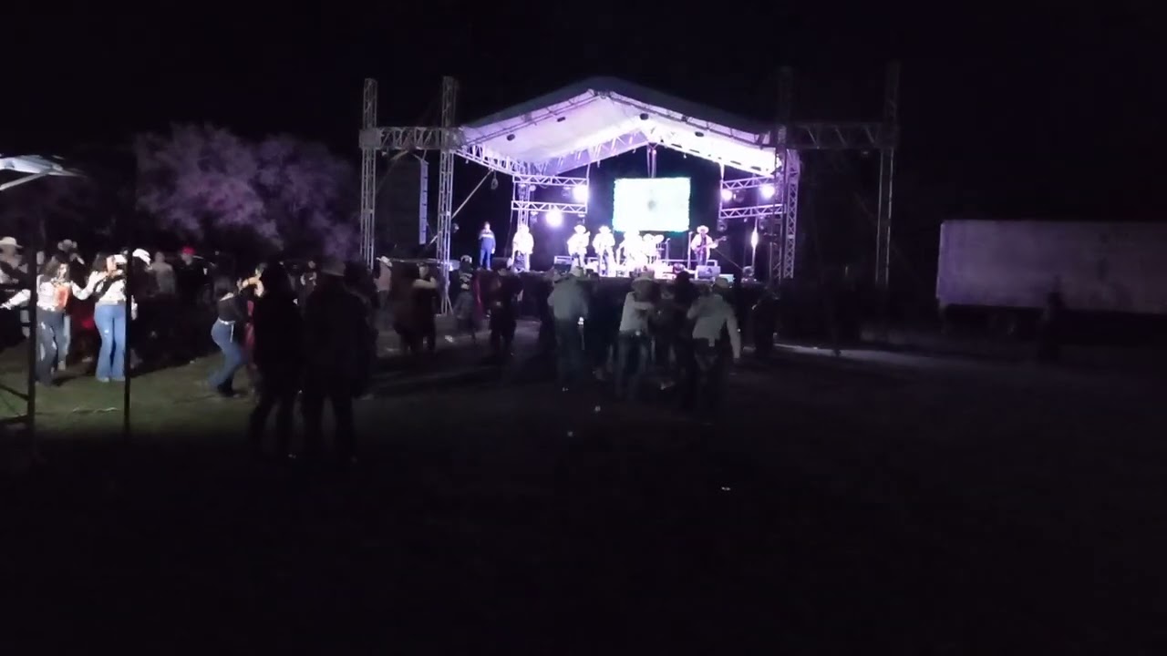 TRAVIESOS DEL NORTE de San Luis Potosí SLP CEL 4444349614 WATSAPP BAILE TANQUITO SAN FRANSISCO VILLA