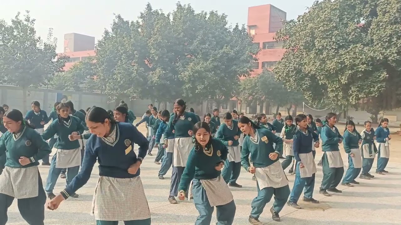 "एक्शन मोड ऑन!Students का powerful Self Defence Practical