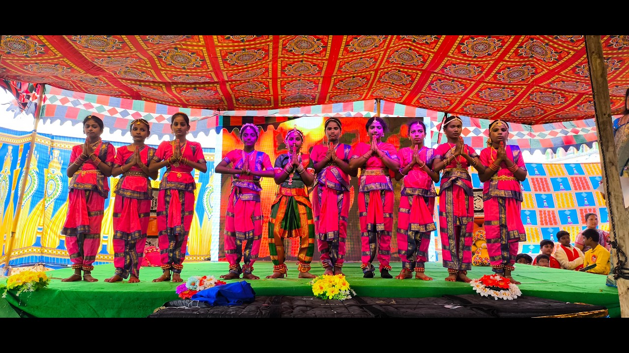 3.Pranavalaya song performance by 6th and 7th Girls