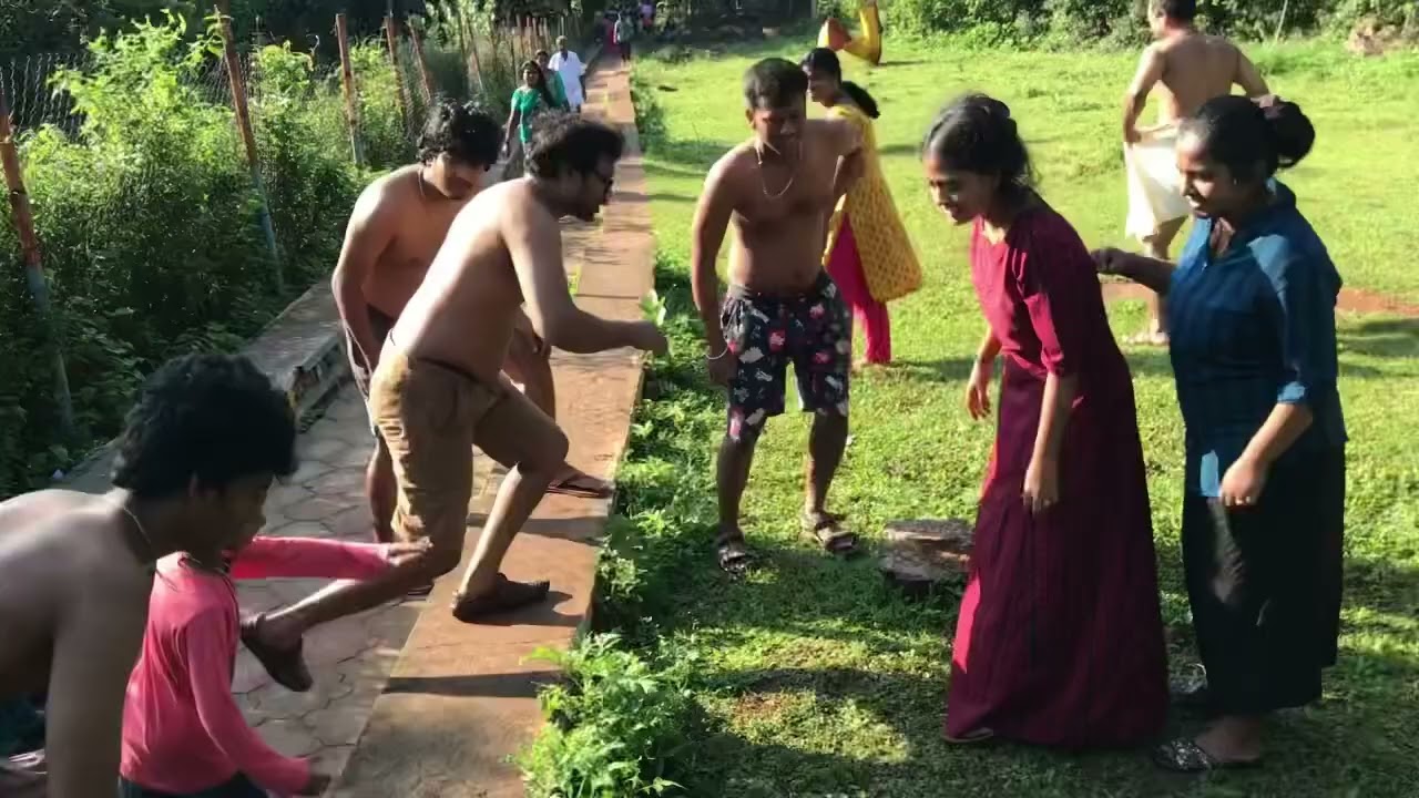 Kollimalai fun in egg blast game