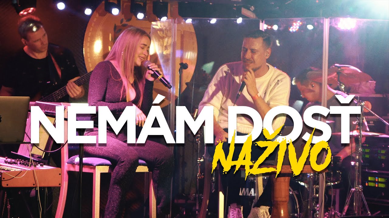 ADiss & Dominika Mirgová - Nemám dosť (NAŽIVO)