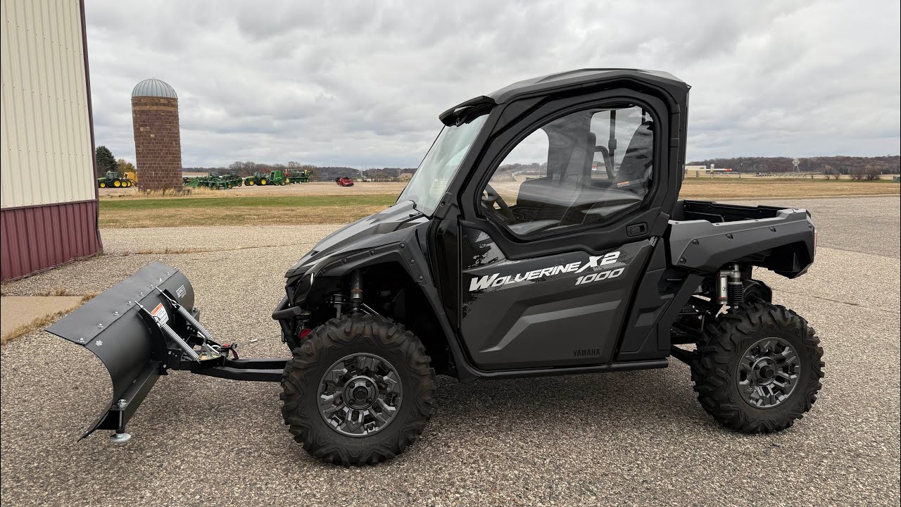 2025 Yamaha Wolverine x2 1000 XTR cab and plow. 