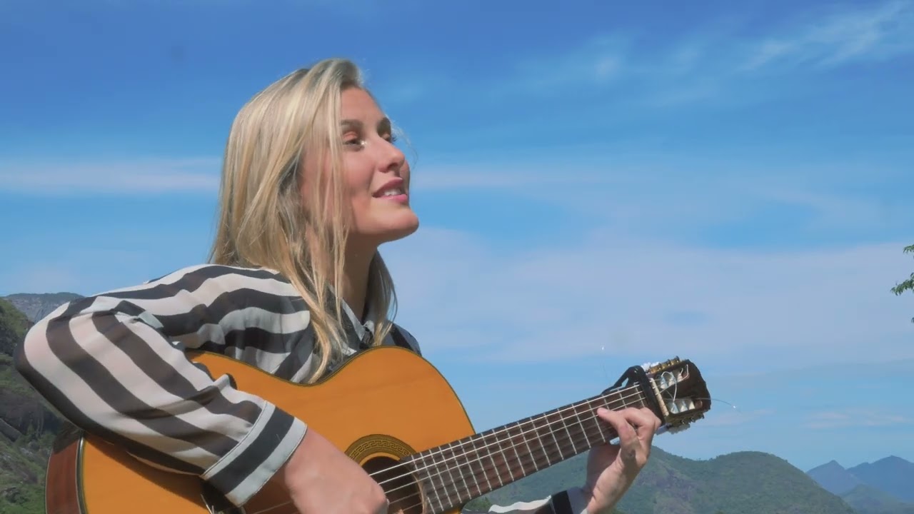 Flora Eça - Passarinho (Videoclipe Oficial)