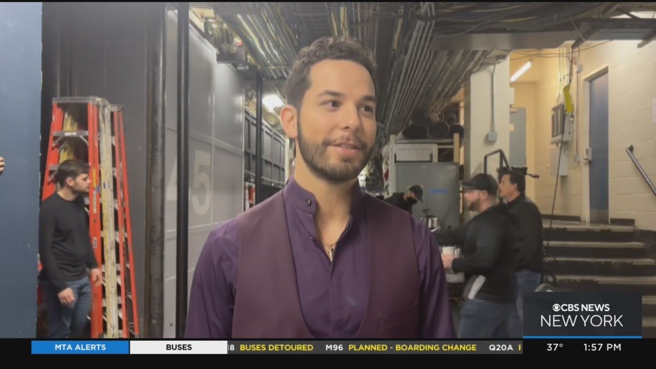 Get to know: Skylar Astin