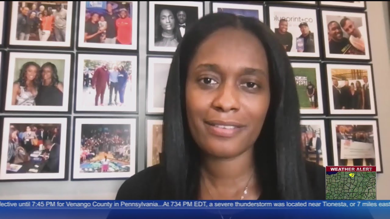 Swin Cash Surprises Boys And Girls Club