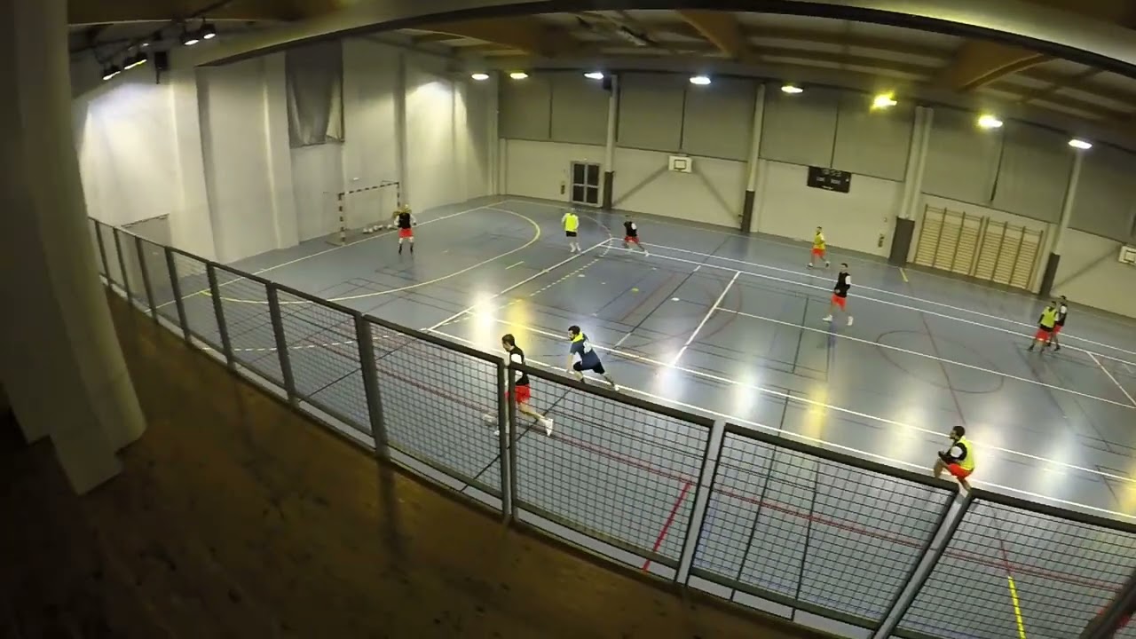 Treino Profissional de Futsal – Saída de Pressão e Transição Rápida | Método de Jogo 3x3 + Goleiros