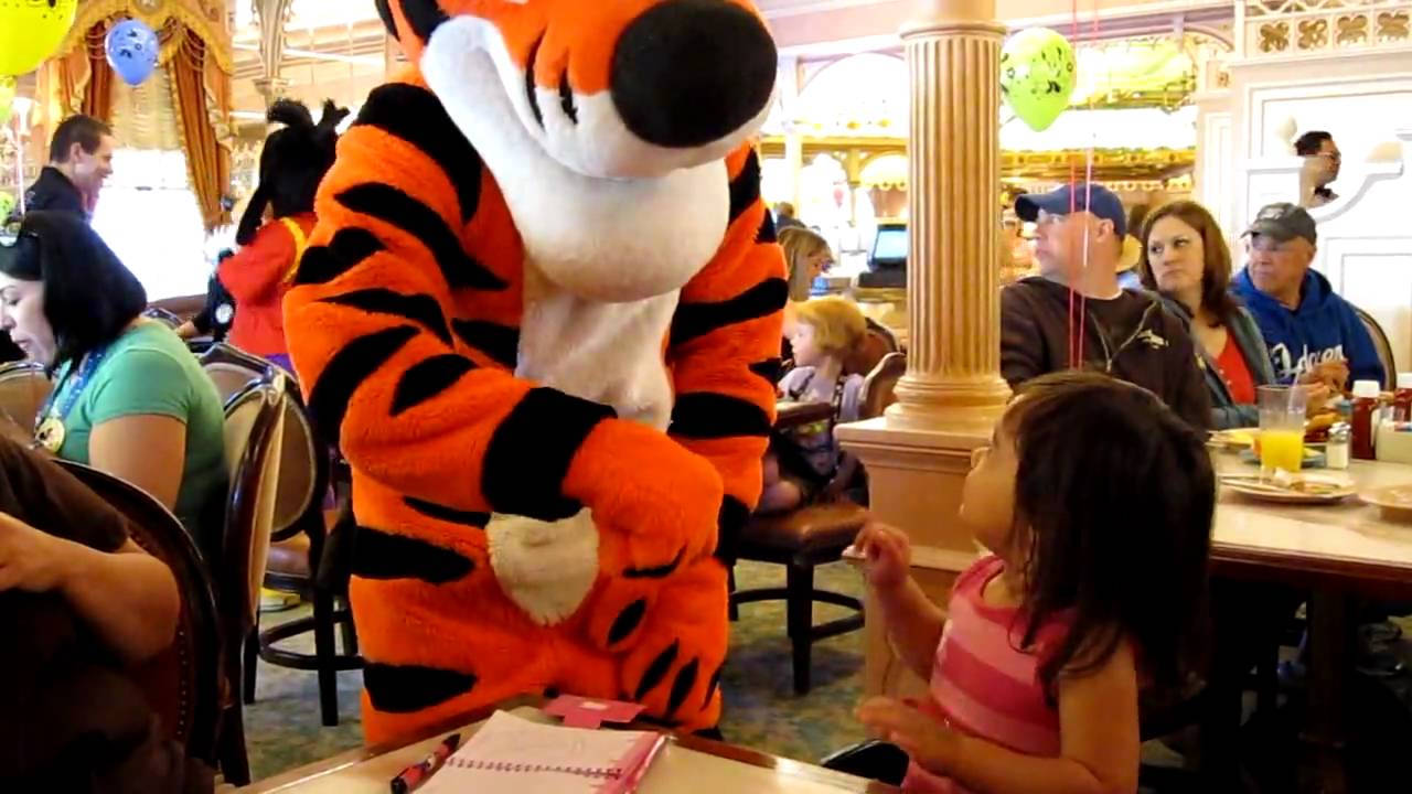 Meeting Tigger at breakfast (HD)