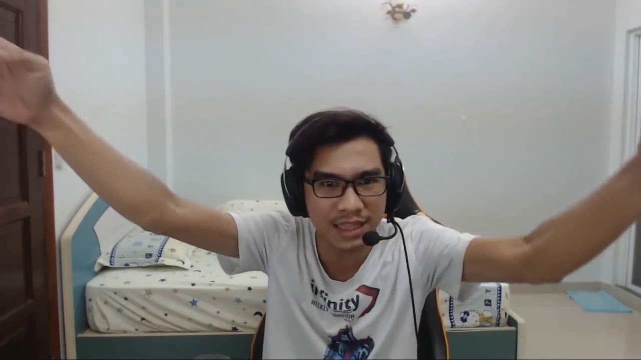 Xem lại talk show PewPew hồi c&ograve;n tr&agrave;n đầy năng lượng