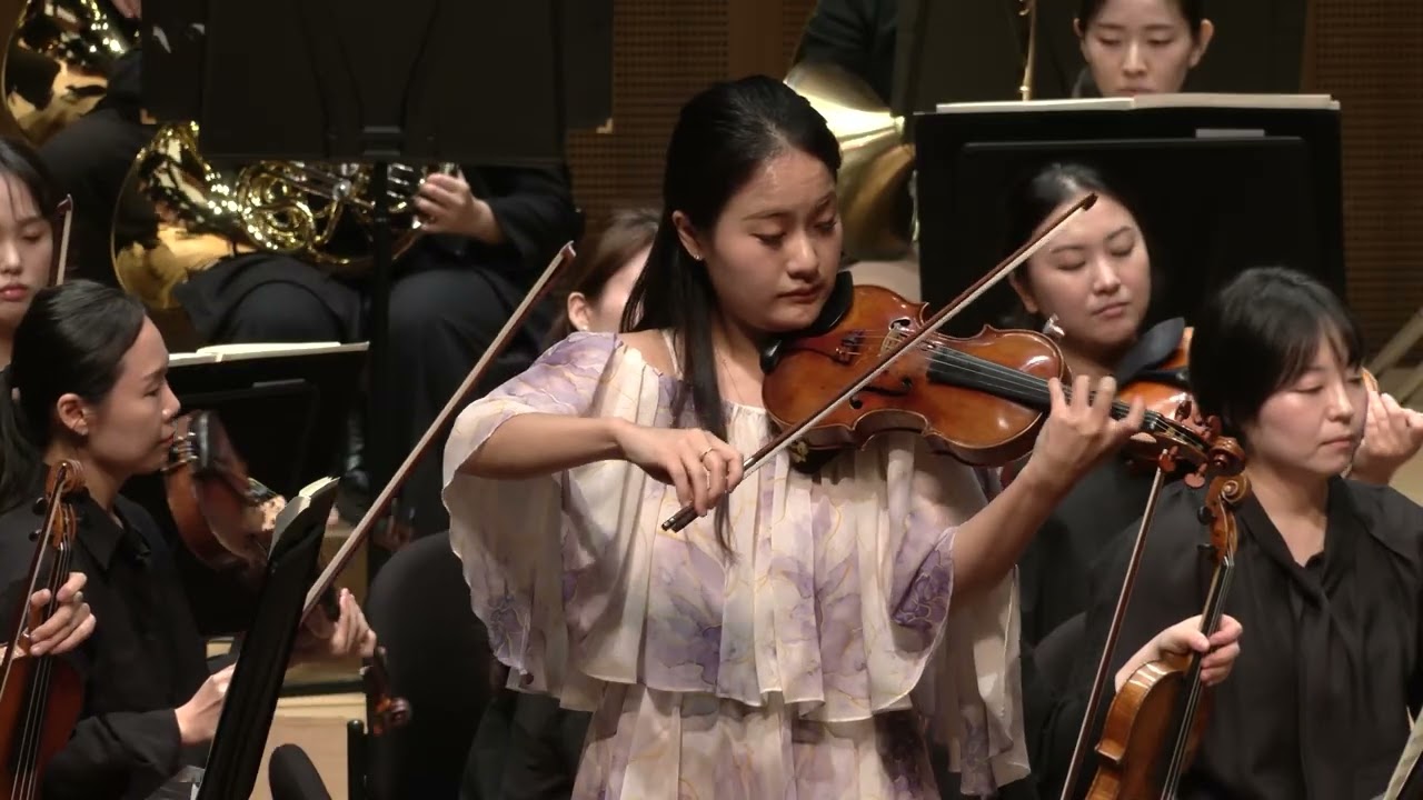P. I. Tchaikovsky, Violin Concerto in D major, Op. 35  III. Finale. Allegro vivacissimo(바이올린 임지영)
