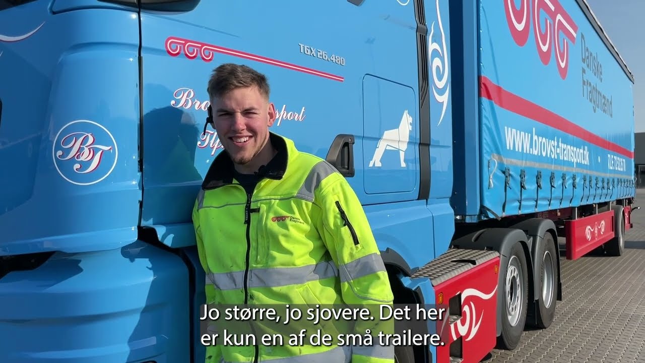I lære som godschauffør - Mikkel er vild med det