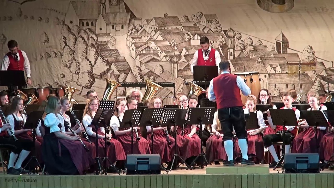 Blasorchester Schlag spielt Medley 