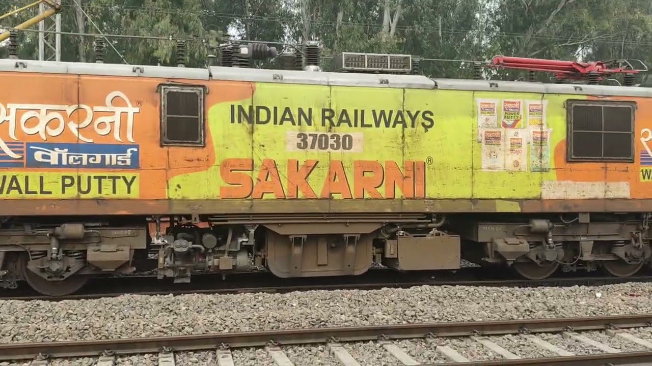 12920 SVDK - DADN Malwa SF Express Skips Bharoli Jn With ETE Sakarni WAP7 #37030!!