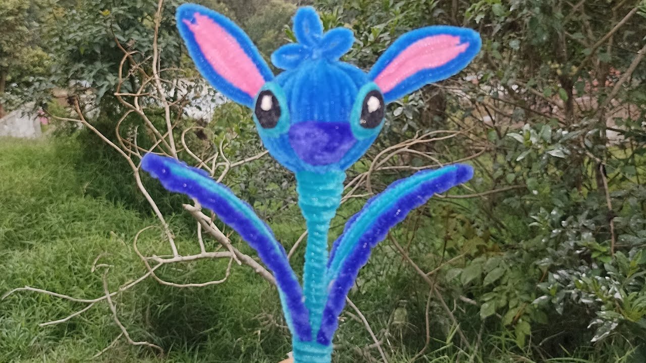 Stich en forma de tulipan con Limpiapipas 