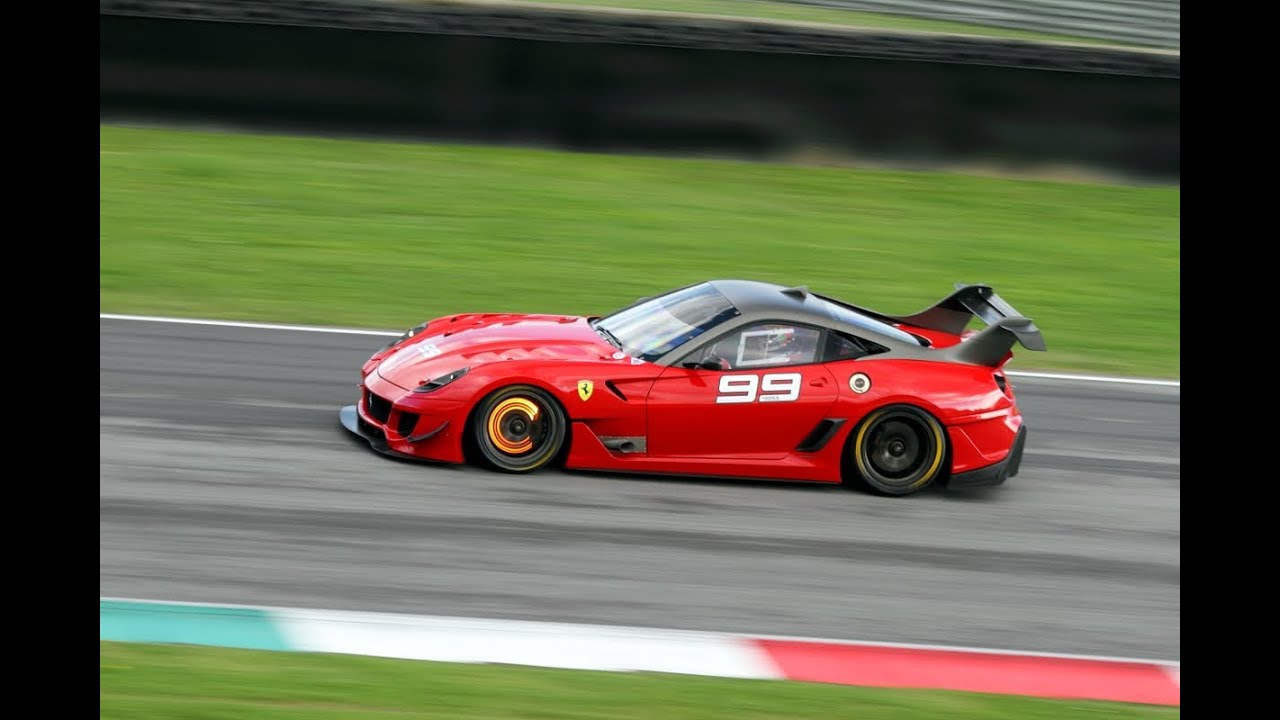 Ferrari FXX & 599XX/Evoluzione on track!