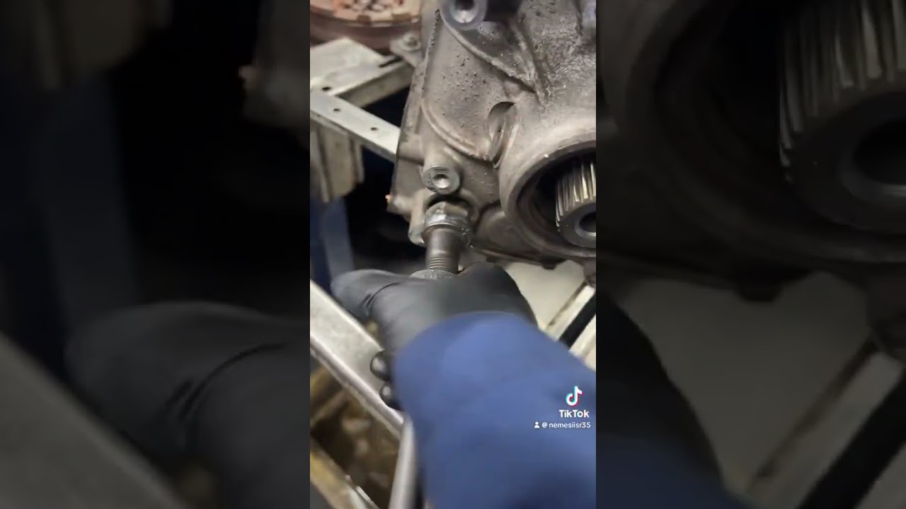 Iveco Daily Gearbox #transformation #satisfyingvideos #viralvideo #lifehacks #tutorial #autorepair