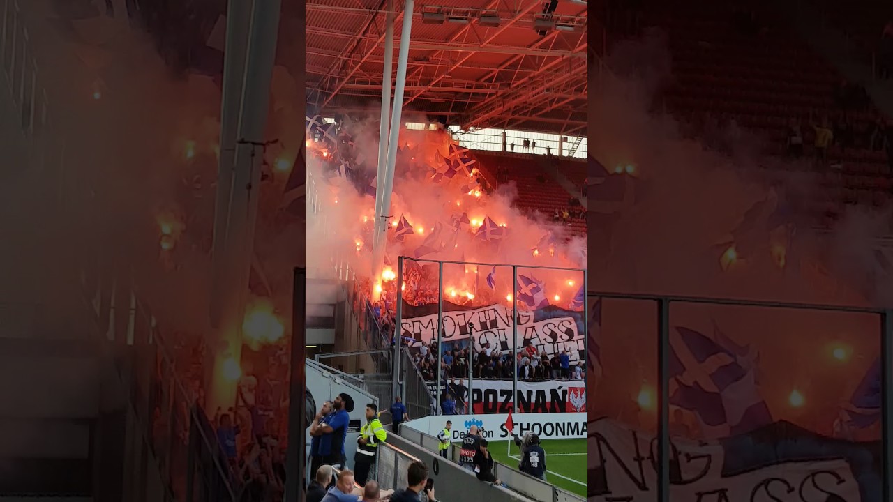Lech poznan smoking class hero