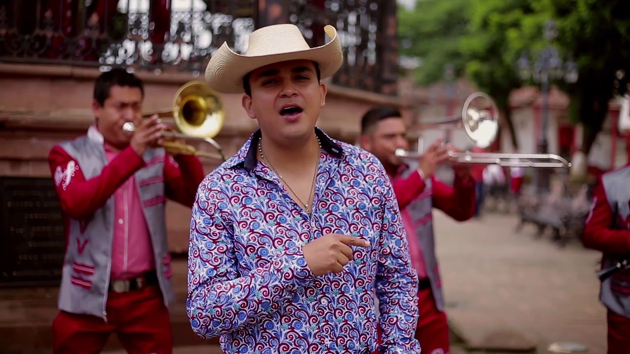 LOS CONTRATADOS - LUISILLO PINEDA Y BANDA FASCINANTE