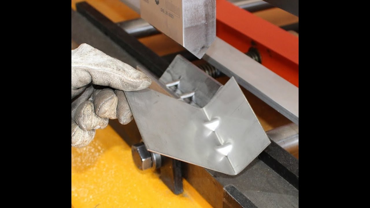 METALMAQ - Util refuerzo para plegadora - Useful reinforcement for press brake - Renfort utile