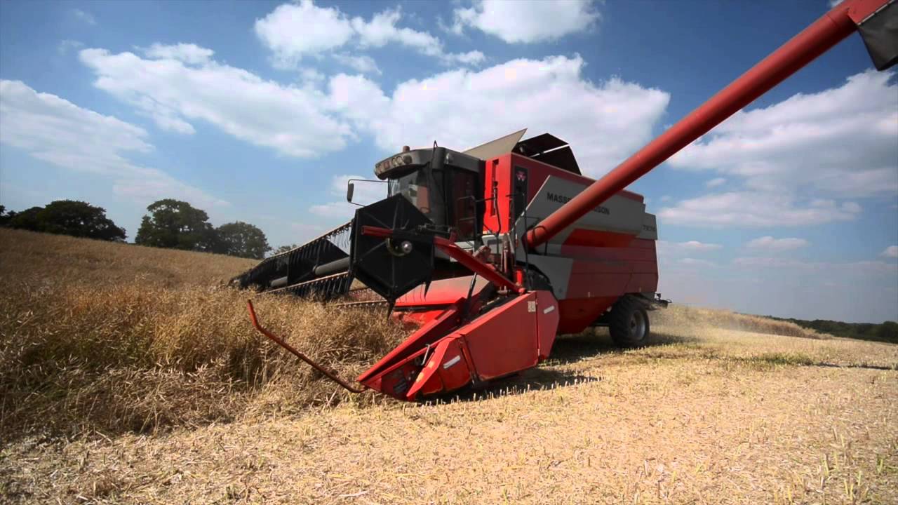 Harvest 2015 Highlights Featuring: Claas, John Deere, Case IH and Massey Ferguson Combine Harvesters