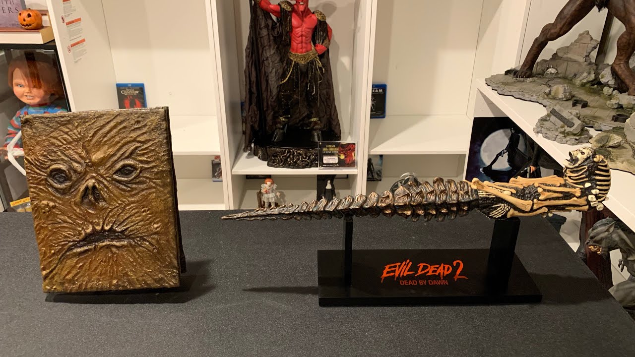 Trick or Treat Studios Evil Dead 2 Kandarian Dagger Prop Unboxing and Review