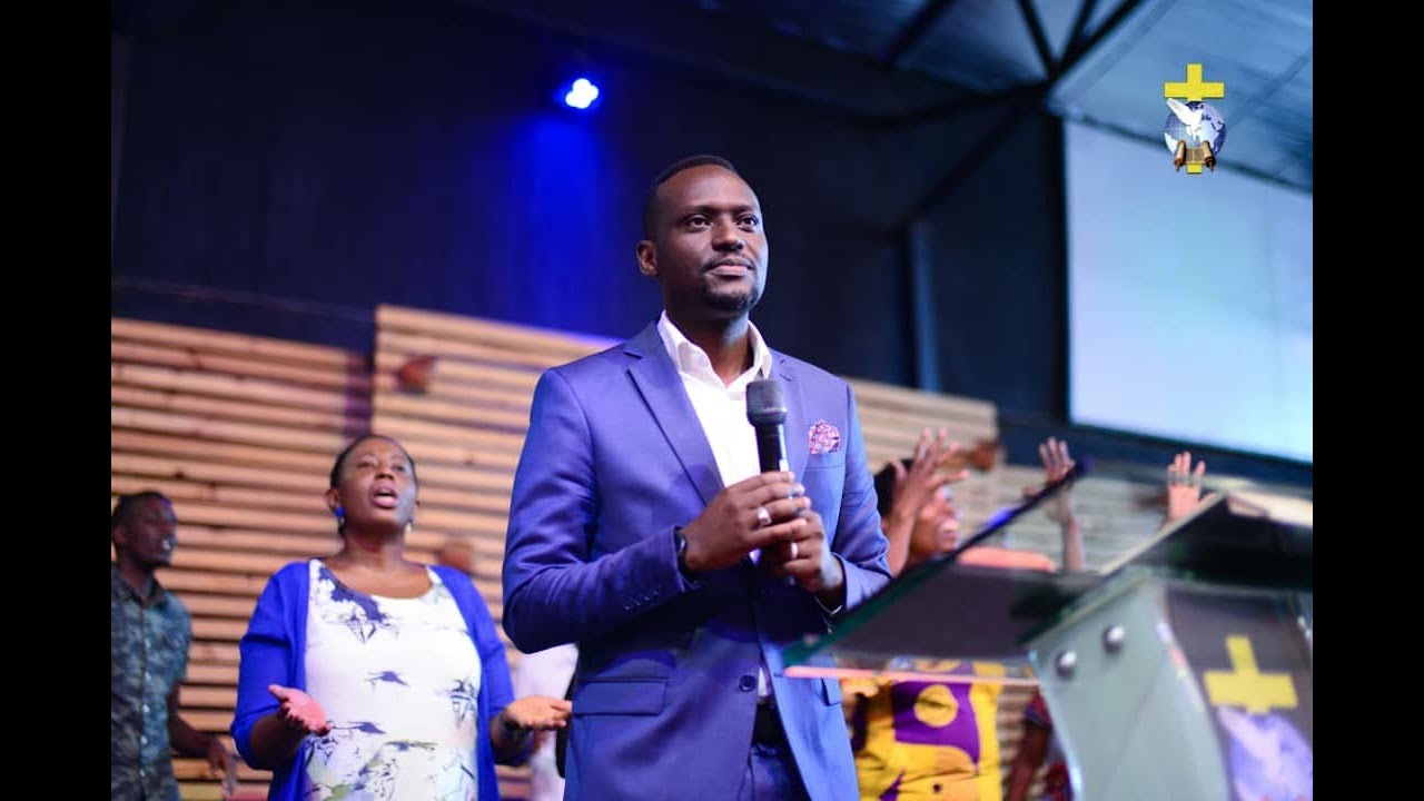 PASTOR SENGA EMMANUEL || UMURIMO YESU AKORA    ABAHEBURAYO 4:14