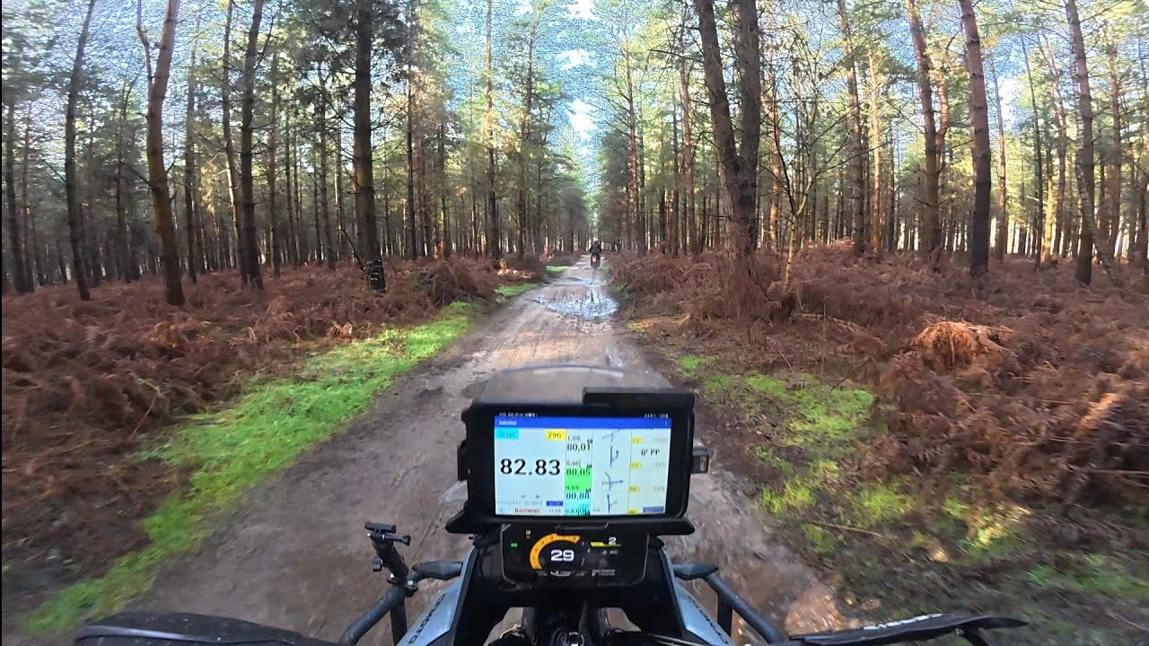 6.Ice breaker challenge.Thetford track,puddles mud, nice sunny day on the bike, 
