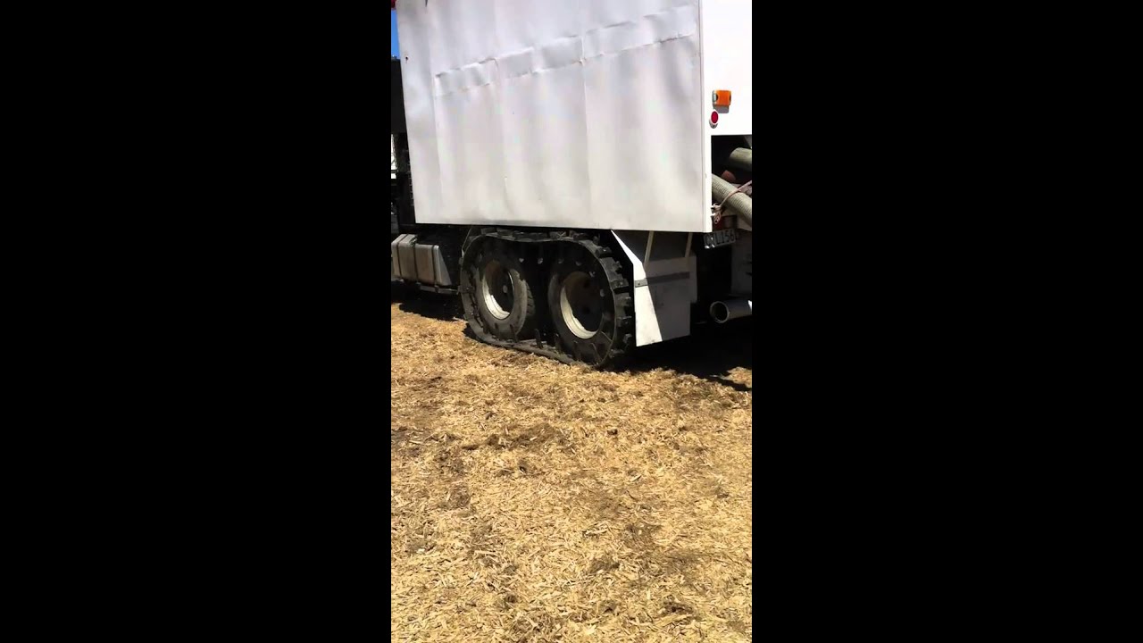 Mulch Man Right Tracks.MOV