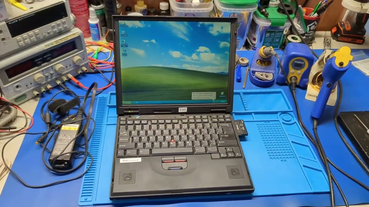 Замена и тестирование дисплея IBM Thinkpad 600E