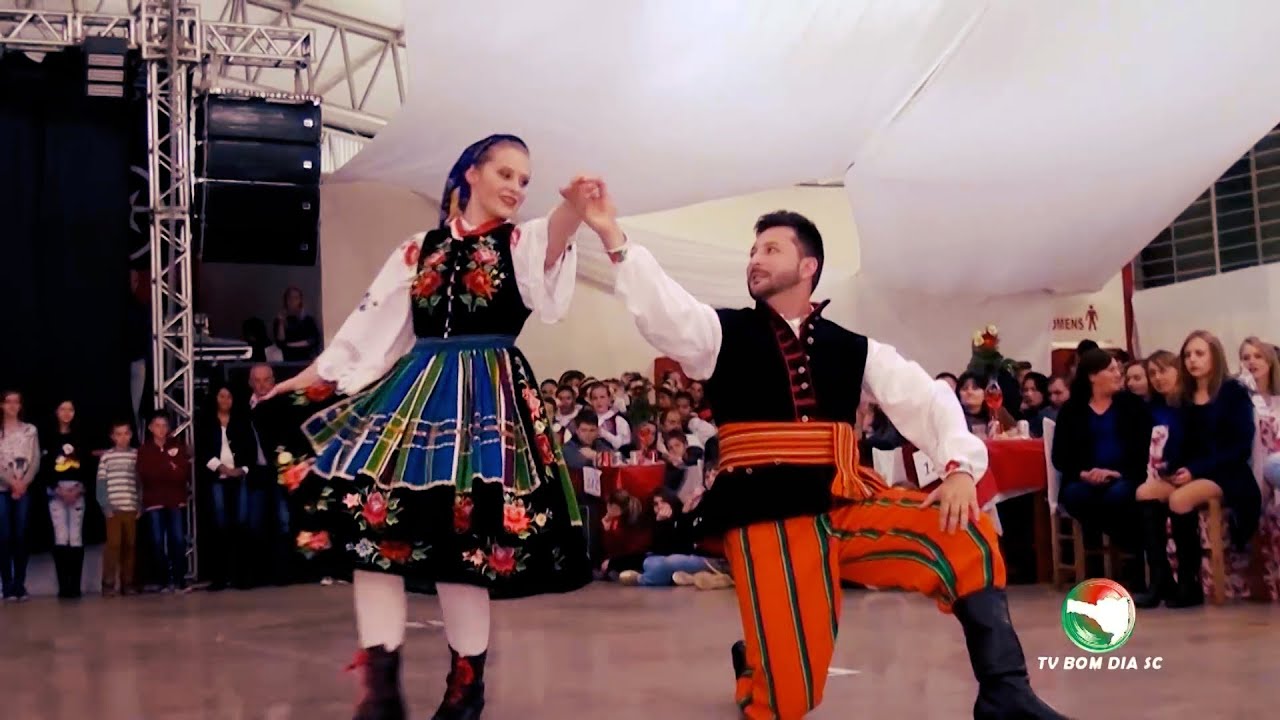 Dança Polonesa - Polska Grupa Folklorystyczna Auresovia