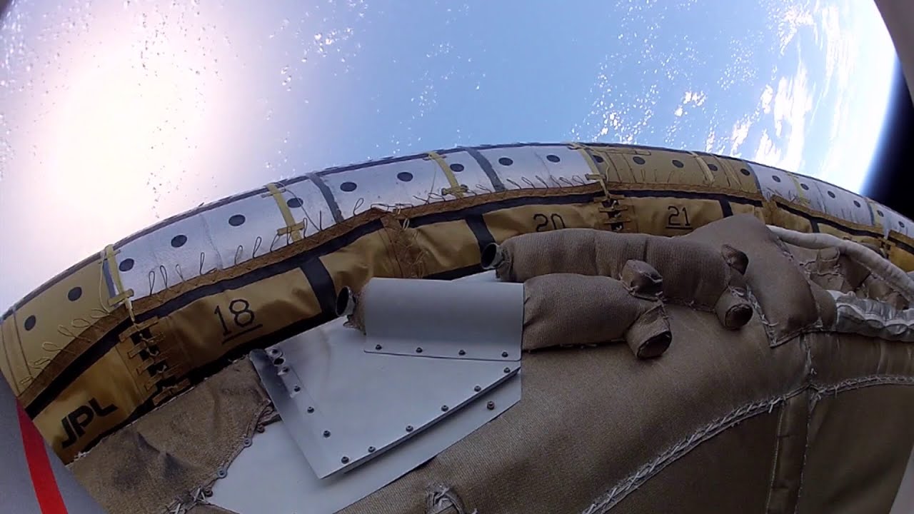 Flying Saucer - Low Density Supersonic Decelerator (LDSD) test Flight, rocket and parachute testing