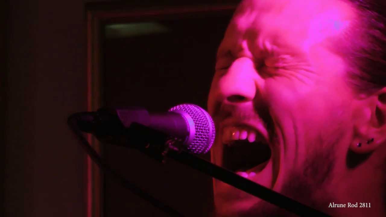 R&oslash;d for fanen - Langebro (2013)