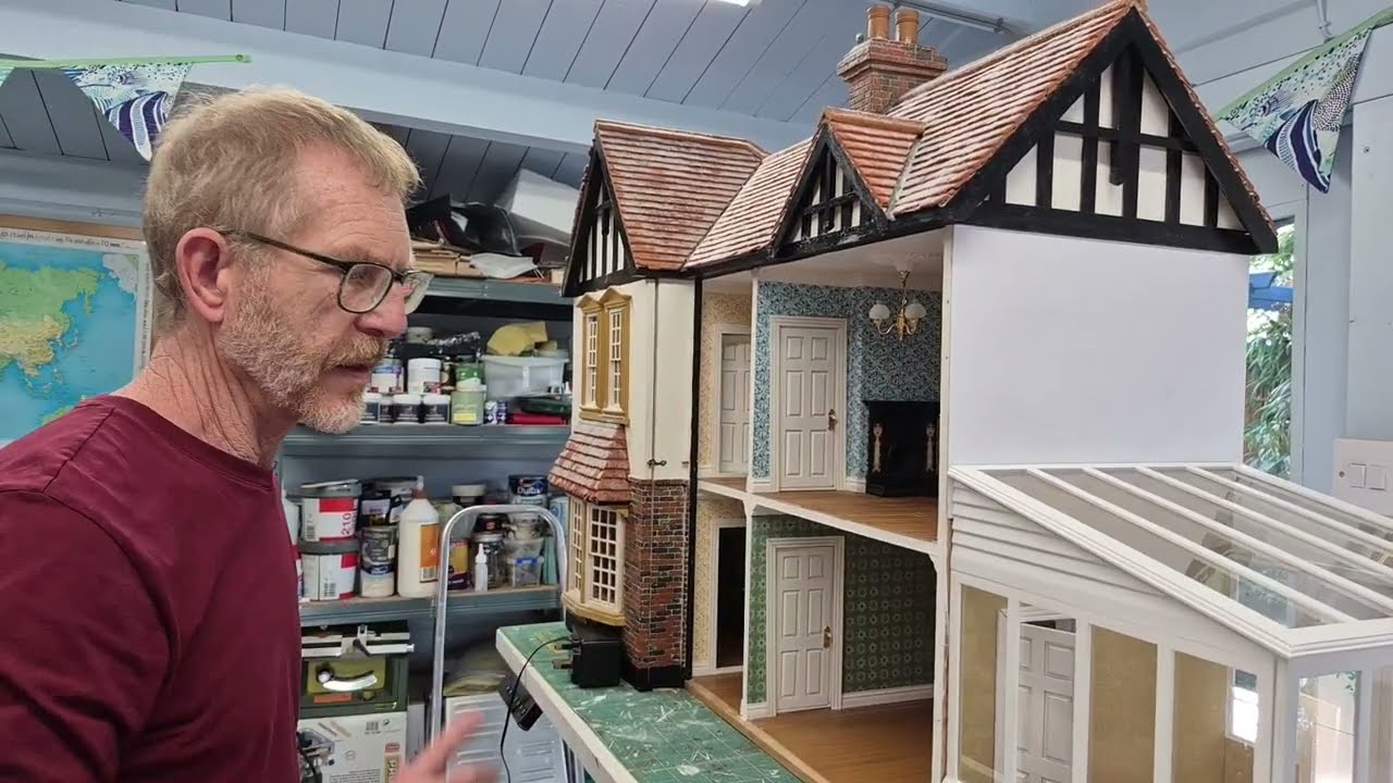 Exciting changes to JB's Christmas Dollhouse!